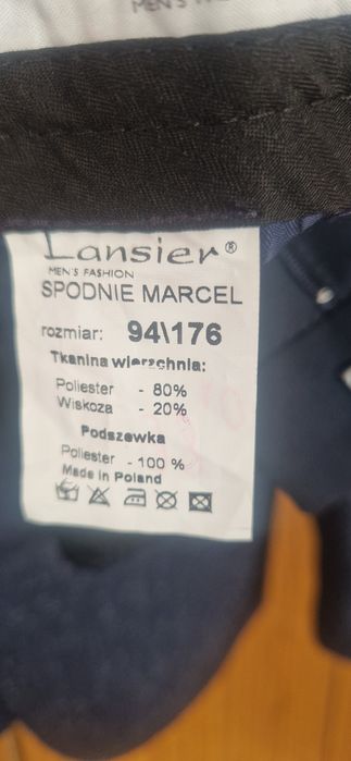 Garnitur marki Lansier. Stan idealny