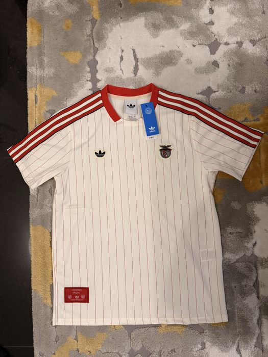 Camisola retro do benfica 26 para entrega imediata