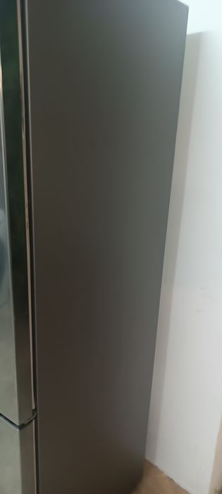 Lodówka Samsung 185cm Pełny No Frost Srebrna LED