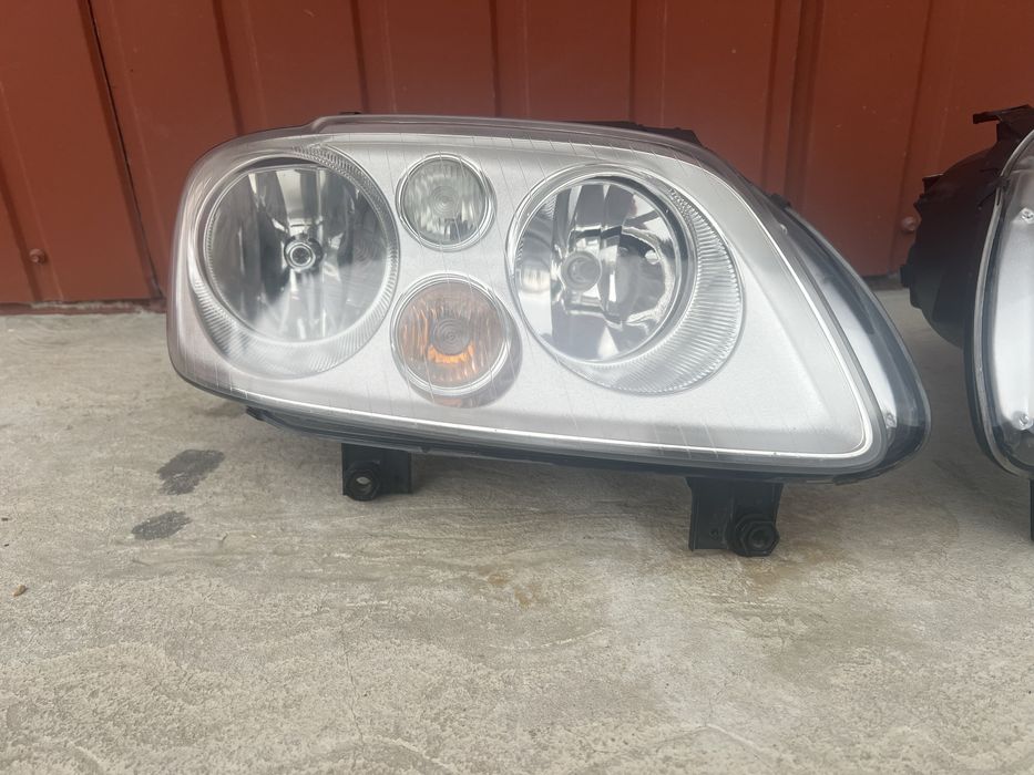 Фари фара  Touran Caddy Тоуран Кадді Hella