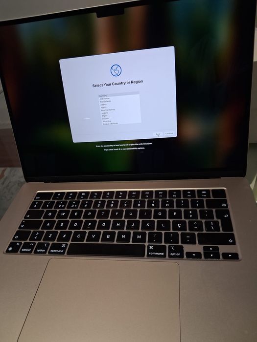 MacBook Air 15" M3 – Como Novo Bateria 100%