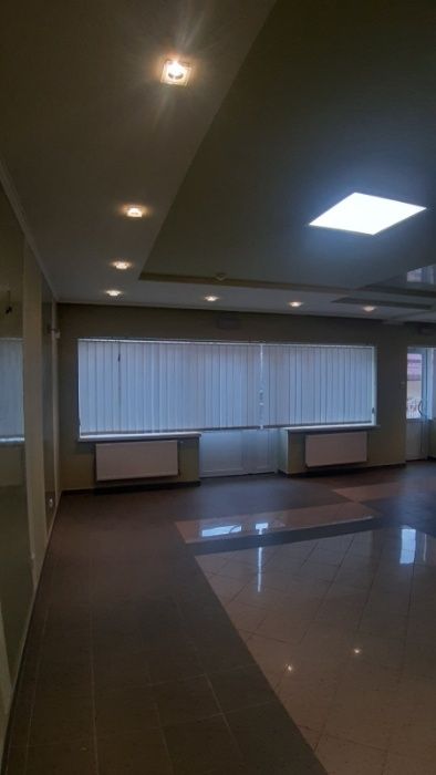 Здам в оренду приміщення офісного/комерційного призначення у Мукачеві