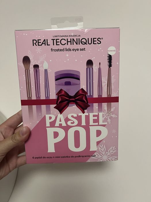 Pędzle real techniques