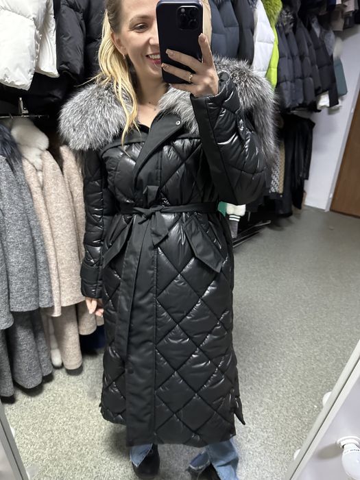 Новинка Зимова довга куртка тренч з капюшоном і хутром чорнобурки