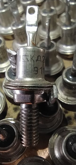 Продам Діод КД202Д