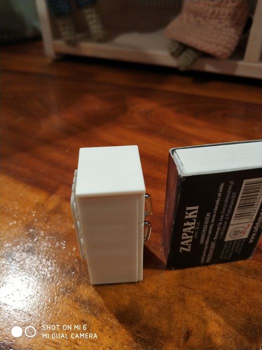 Domek dla lalek - mini lodówka