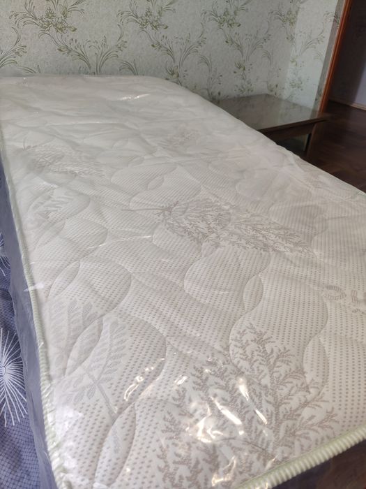 Продам ортопедичний матрац "VERSO" Sleep&Fly Organic, 90х200