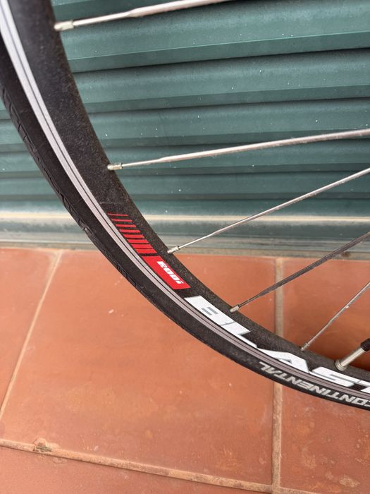 Pneu com oferta Rolo