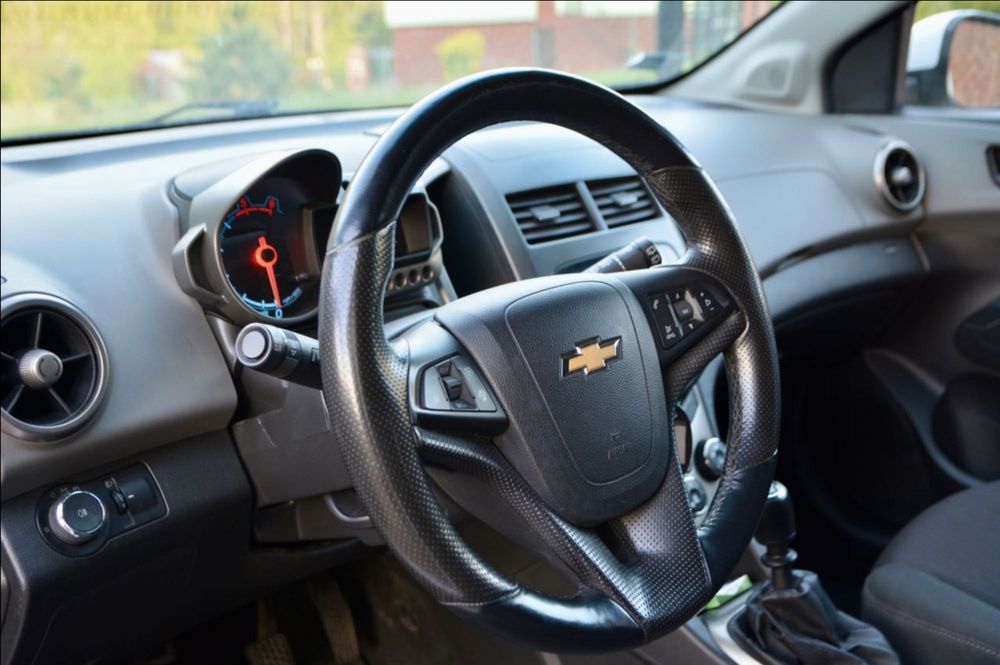 Chevrolet Aveo T300 2012 r. 1.3D 95 KM Sprawy Zarejestrowany