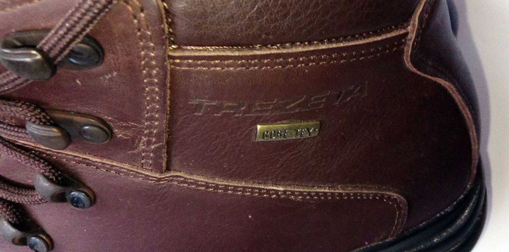 Buty TREZETA  43 eu 9 uk wkaldka mierzona 28 cm trekkingowe Skóra NOWE