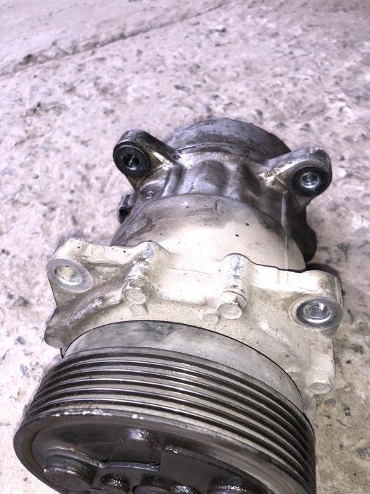 Компресор кондиціонера гольф 4