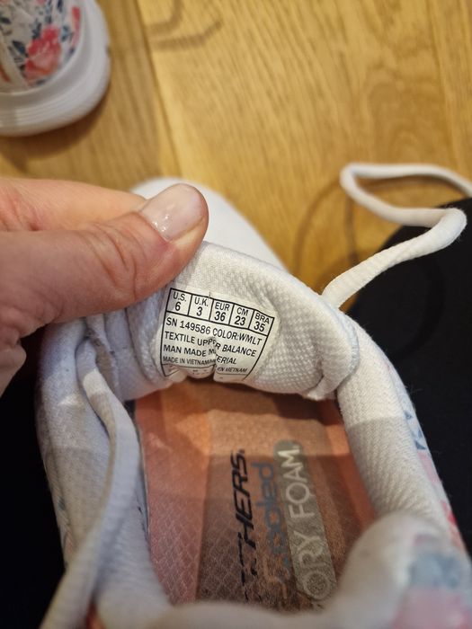 Buty sportowe Sketchers rozmiar 36