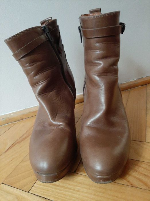 Buffalo botki skórzane
