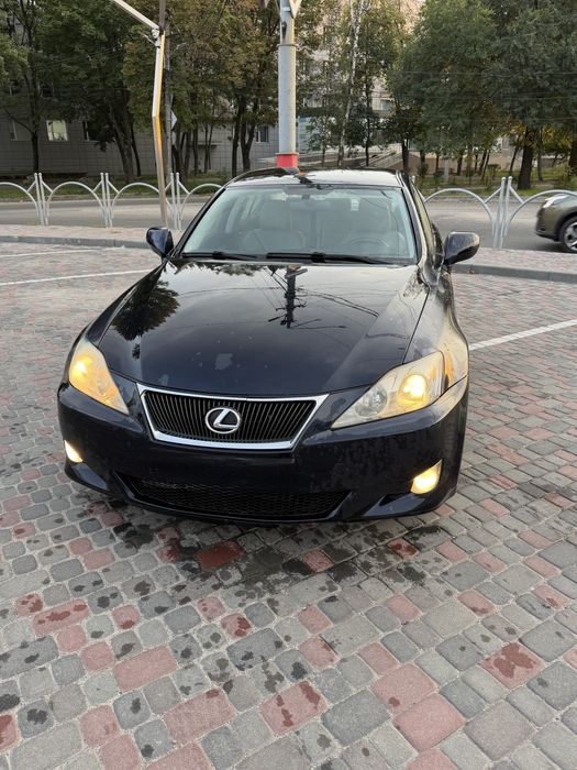 Продам Лексус is 220