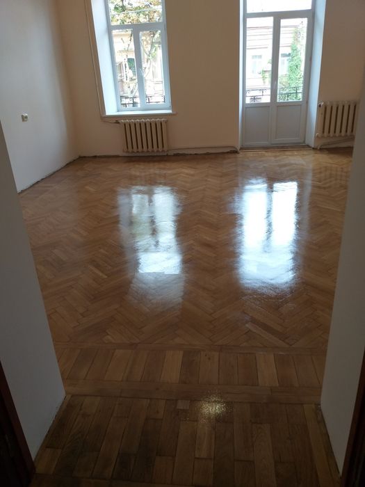 Реставрация паркета .Циклевка , шлифовка,мелкий ремонт,лакировка .