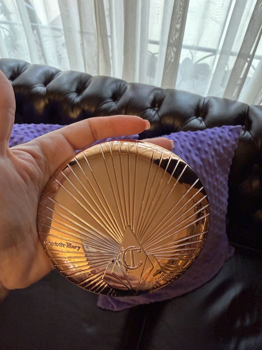 charlotte tilbury бронзер