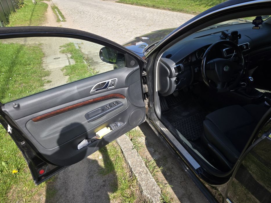Superb 1.8 T zero rdzy drugi właściciel od nowości