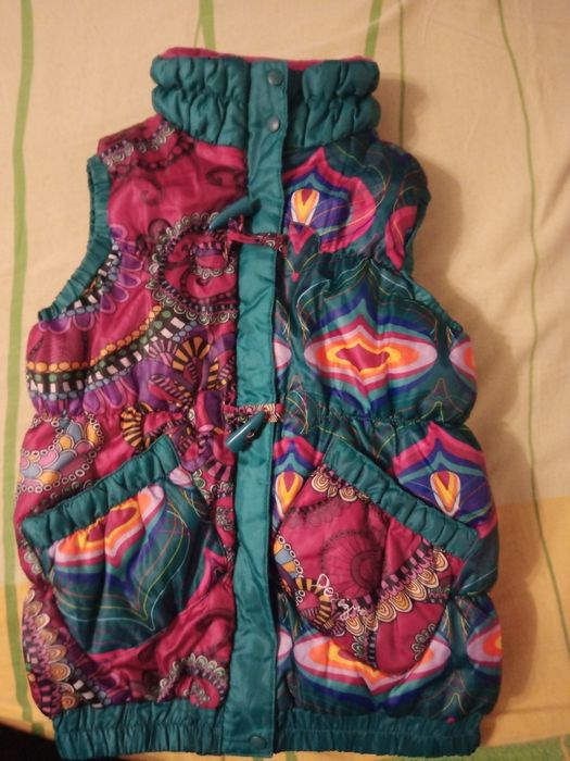 Продам детскую жилетку