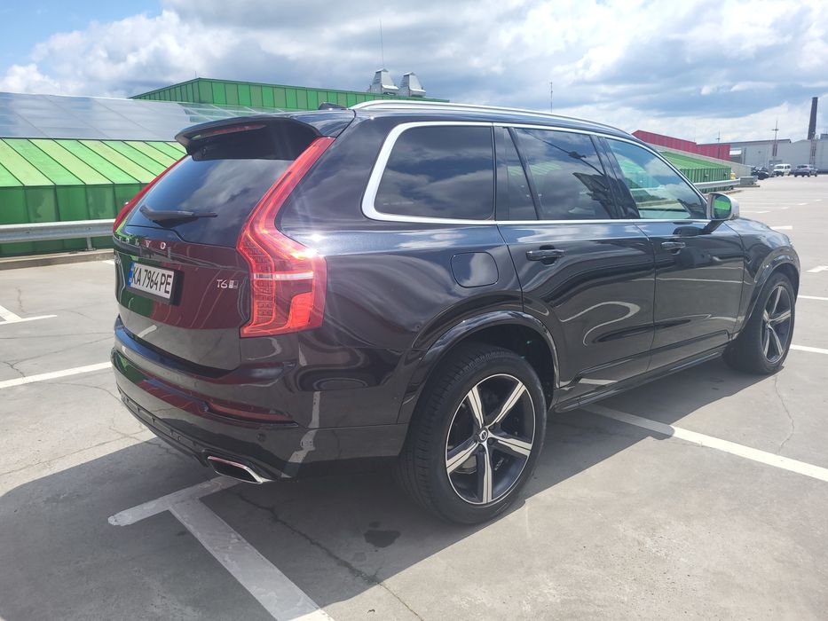 volvo xc90 R-DESIGN