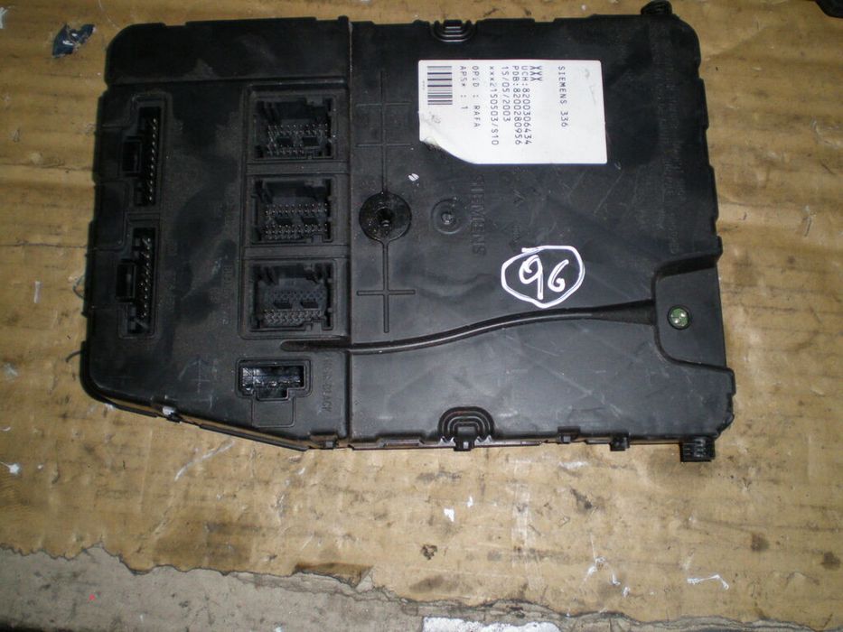Caixa fusíveis / SAM / BSI RENAULT Megane II (BM0/1_, CM0/1_)