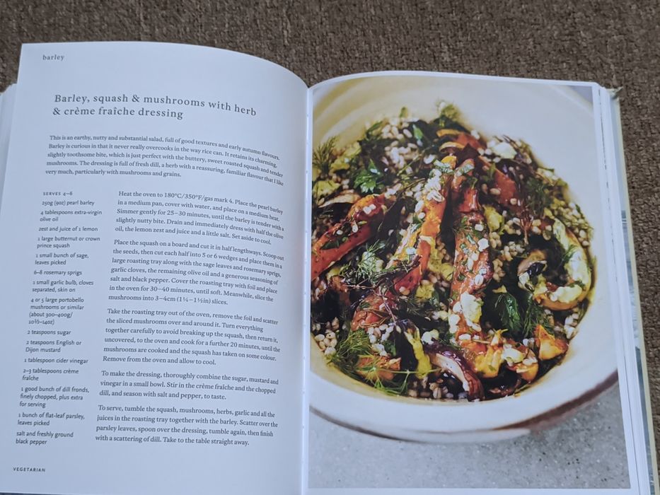 Книга рецептов Gather: Simple, Seasonal Recipes from Gill Meller