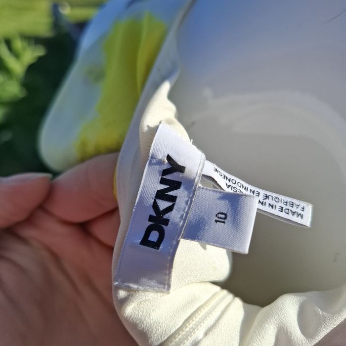 Sukienka Dkny  śliczna