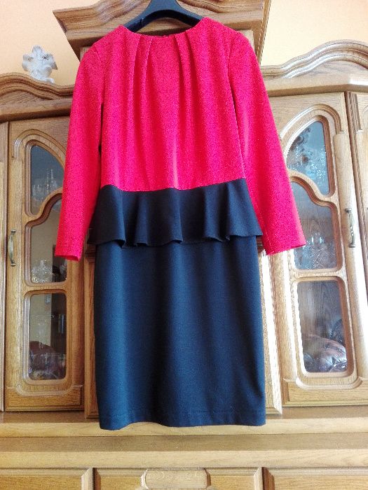 sukienka z baskinką