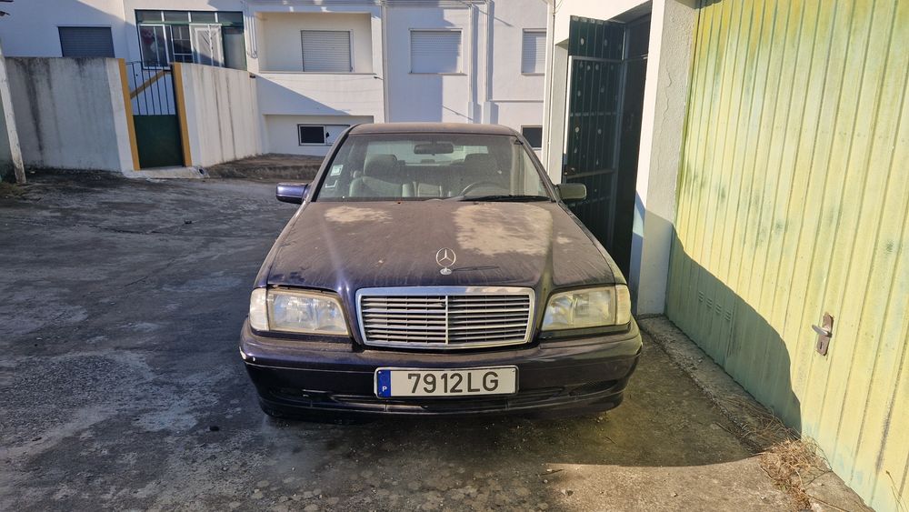 Mercedes Benz 200