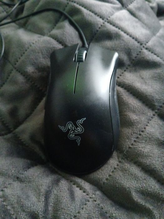 Rato Gaming Razer(Apenas na zona de abrantes, entregue em mãos)