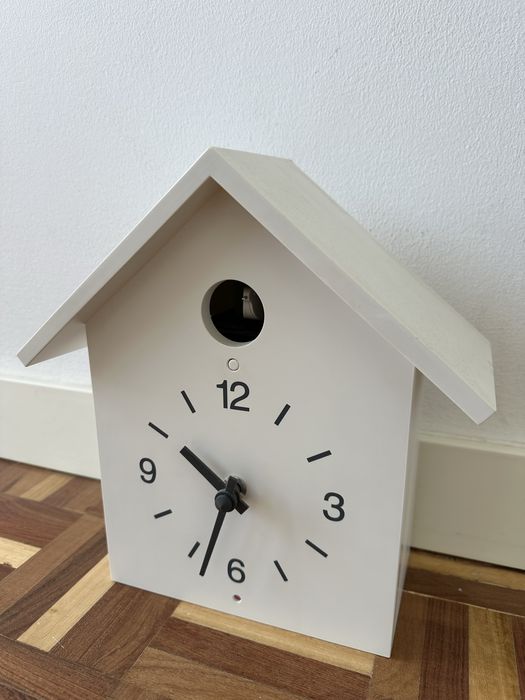 Relógio com cucu