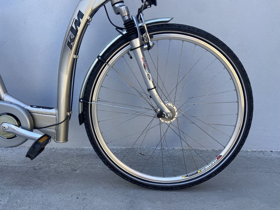 KTM City Avenue 7 (28") – Como Nova | Transmissão Interna Shimano Nexus 7v