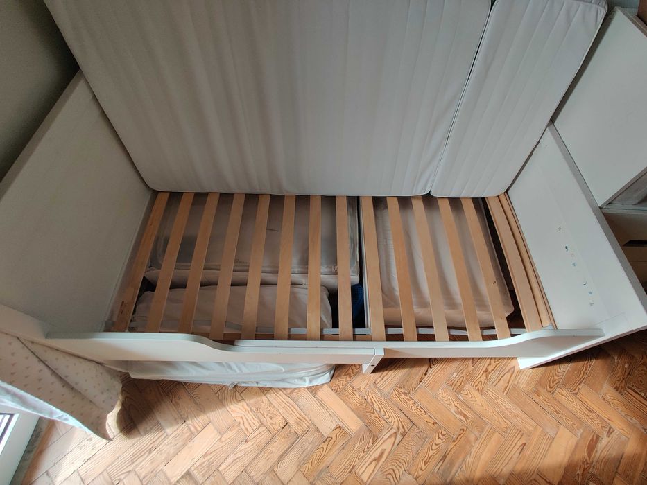 Cama Extensível Infantil IKEA SUNDVIK com Colchão IKEA ÖMSINT