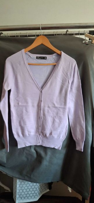 Cardigan Zara em lavanda