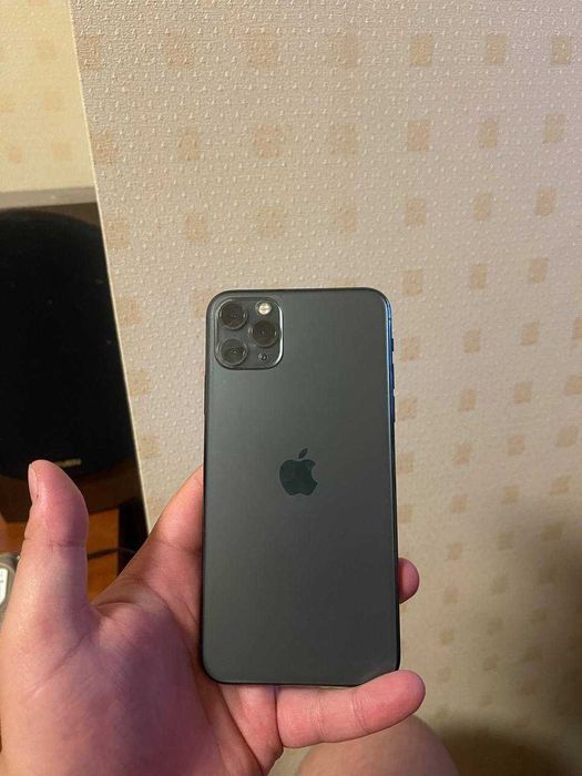 Продам Iphone 11 pro MAX 64GB R-sim