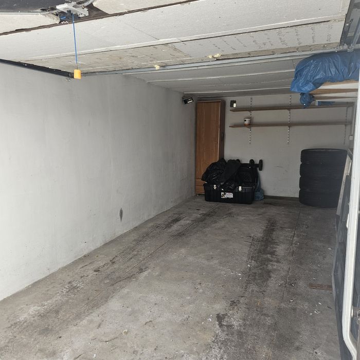 Sprzedam garaż z prądem Wojska Polskiego