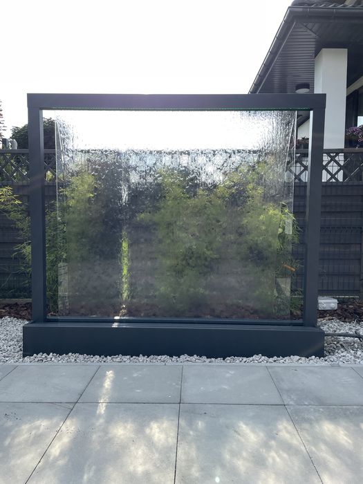 Kaskada wodna aranżacja