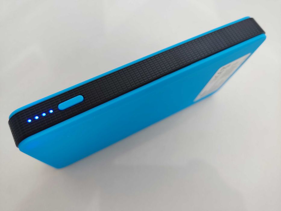 Urządzenie Rozruchowe  12000 mAh Powerbank 12V Starter Booster ZESTAW