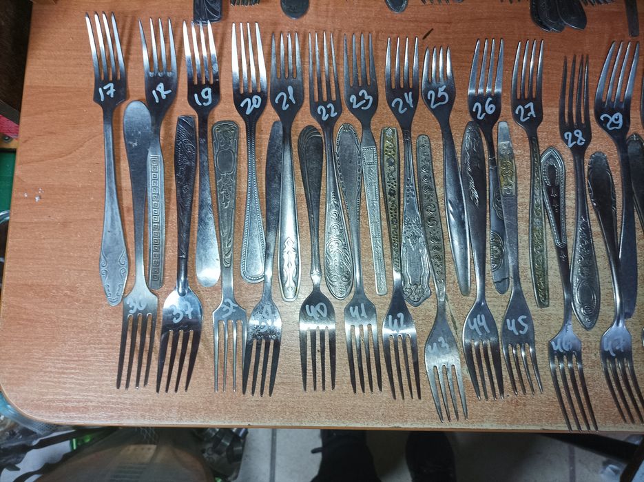 Ложки чайні виделки нержавійка столові ложки