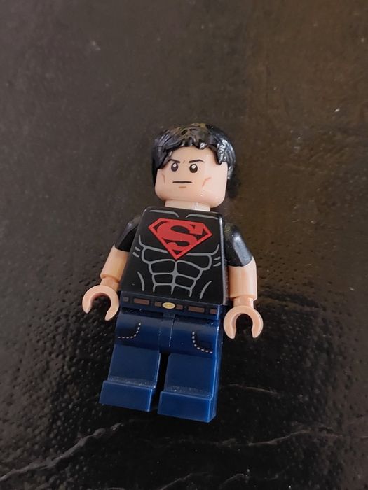 Lego figurka Super Heroes Superboy ,sh0143
