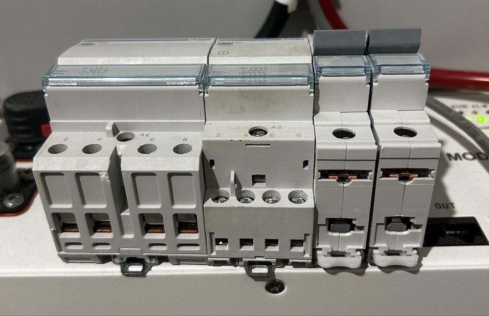 Hager ESC465, ESC425 контактори