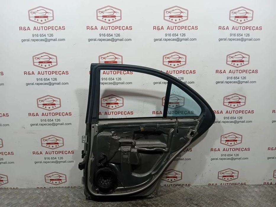 Porta Trás Traseiro Direito Mercedes Class C W203 Carro Original
