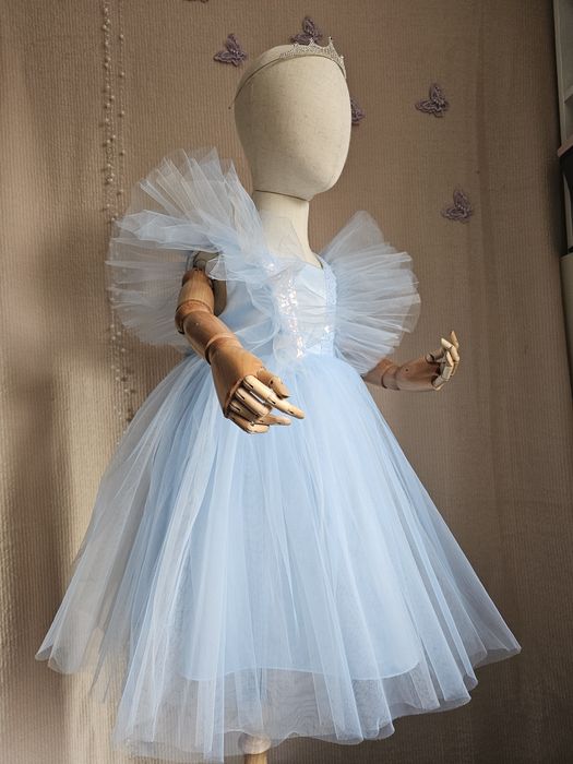 Дитяча пишна ошатна блакитна сукня з пайетками на 4 5 6 7 8 9 років