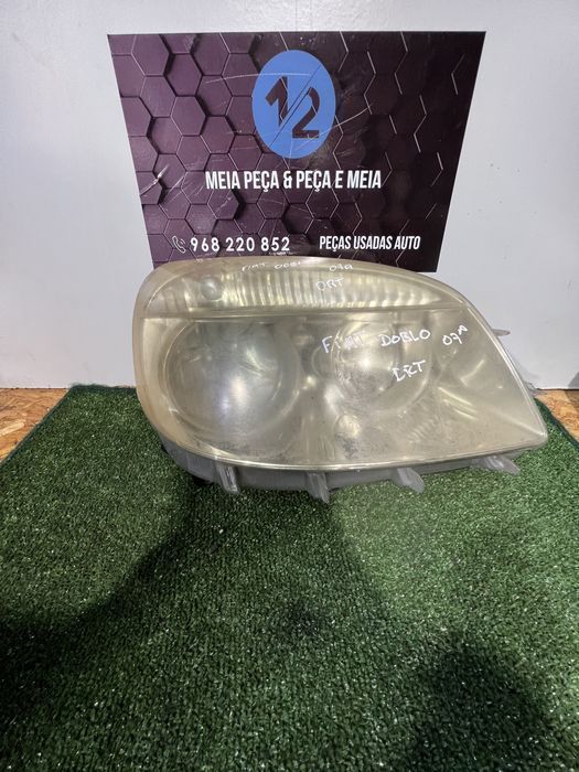 Farol direito Fiat Doblo 2007
