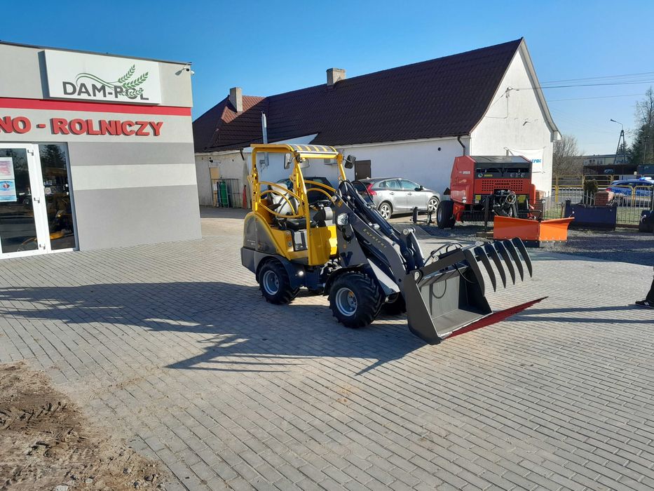 Ładowarka przegubowa EUROTRAC W11 [Silnik Kubota 26KM] Szerokość 110cm