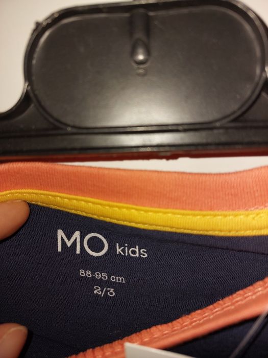 Conjunto de 2 t-shirt, 1 calção de banho Novos