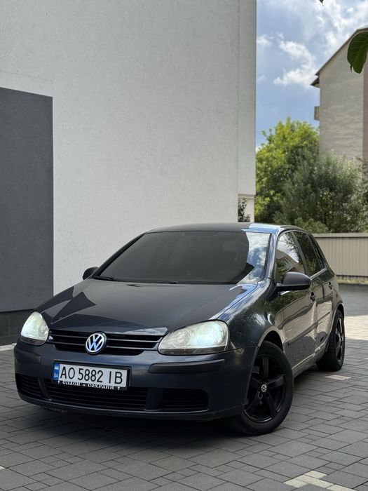 Volkswagen Golf 5 1.4 mpi
