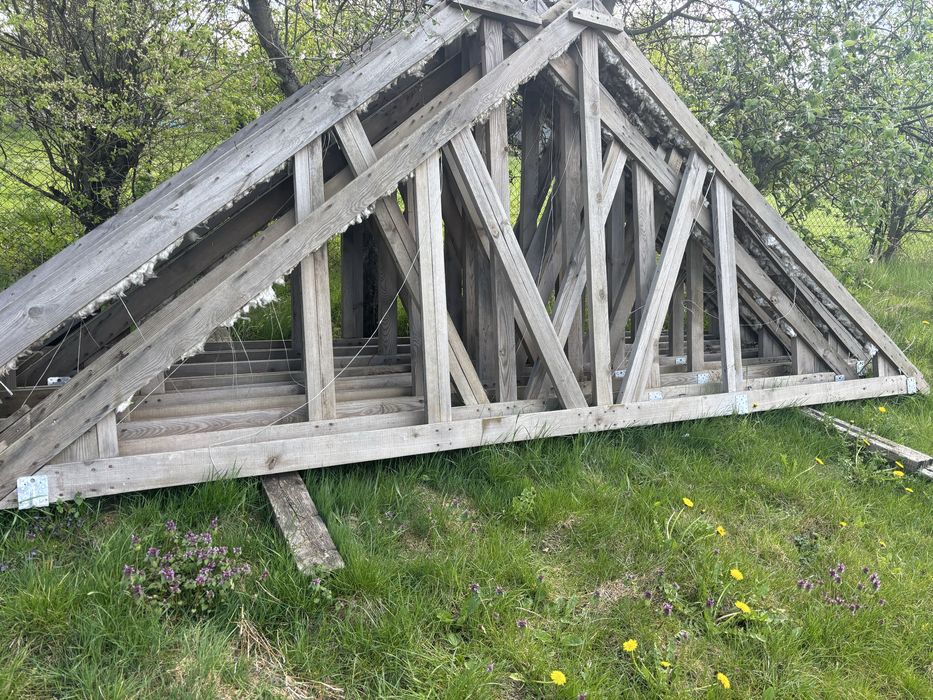 Wiązary,dachówka,dach