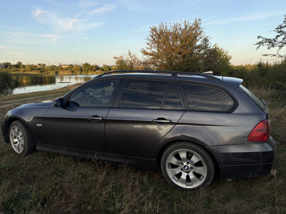 Продам BMW 320d e91