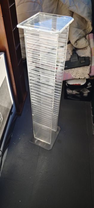 Torre em acrilico para cd