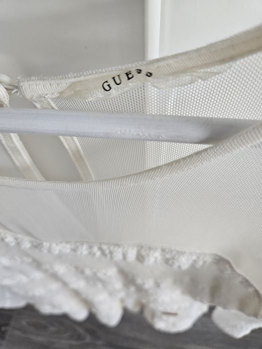Blusa rendada GUESS